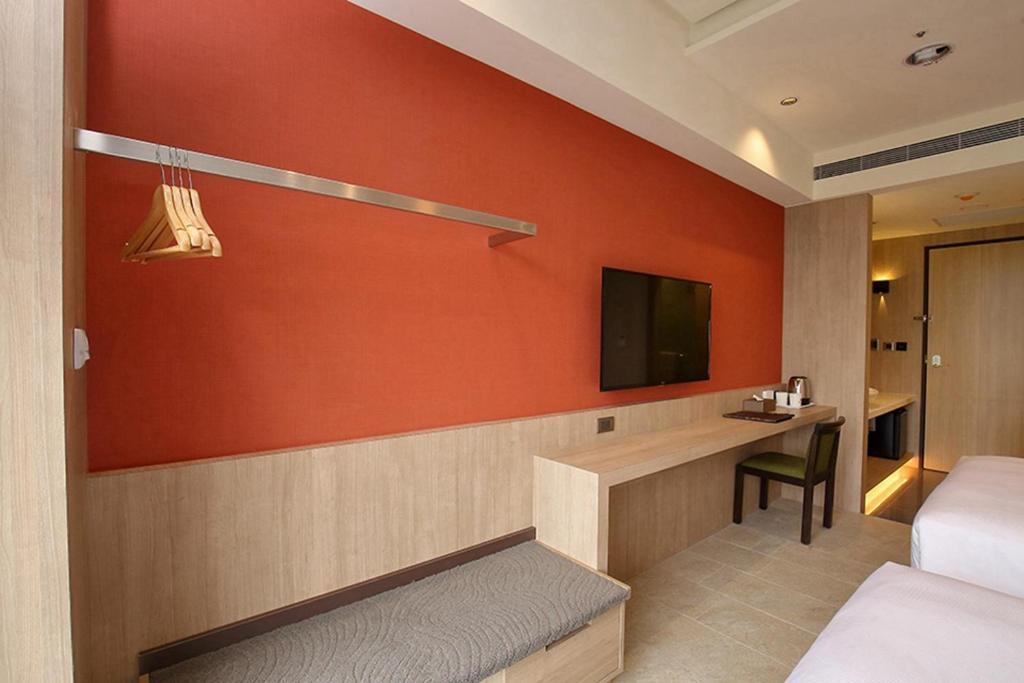 Kloud Hotel Taichung Bagian luar foto
