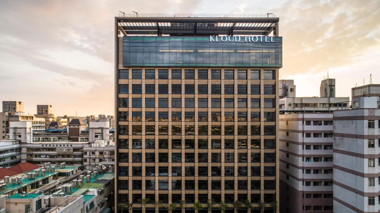 Kloud Hotel Taichung Bagian luar foto